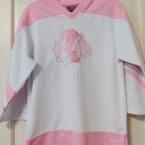 GIRLS Chicago Blackhawks Jersey, size M